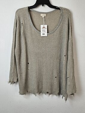 POL Women’s Distressed Knit Sweater Top  - Light Taupe Size Small New Oversized
